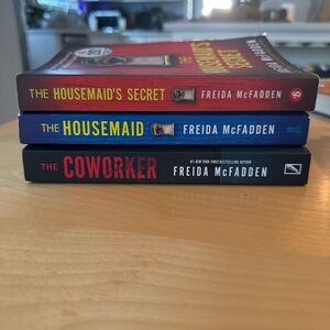 Book Set - Frieda McFadden